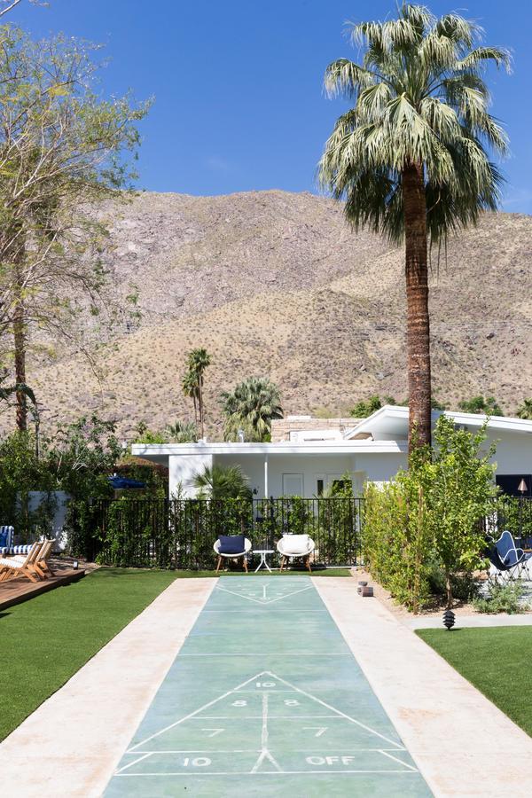 Holiday House Palm Springs Hotel Exterior photo