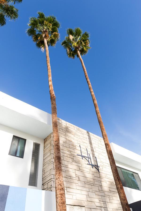 Holiday House Palm Springs Hotel Exterior photo